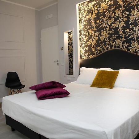 Principessa Isabella Luxury Rooms Salerno Exteriör bild