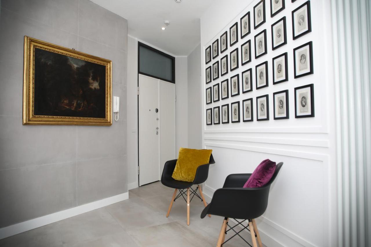 Principessa Isabella Luxury Rooms Salerno Exteriör bild