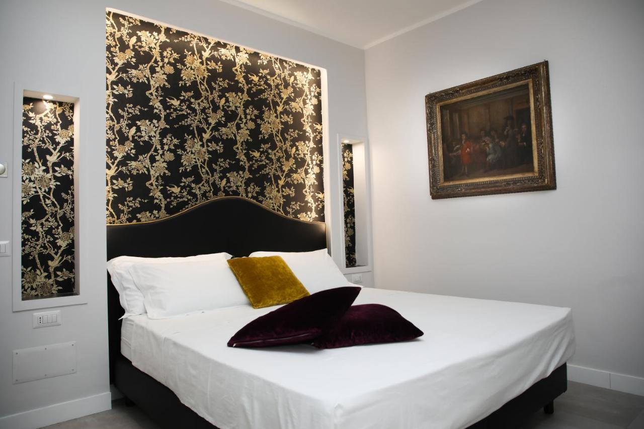 Principessa Isabella Luxury Rooms Salerno Exteriör bild